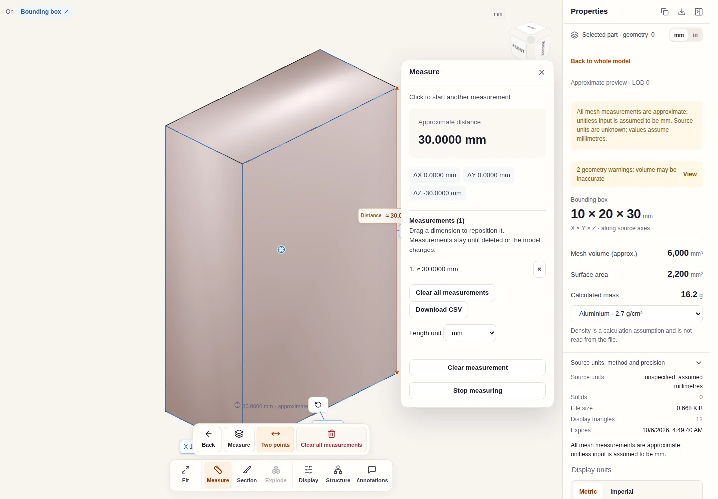 Zwei-Punkt-Abstand an box.stl: ungefährer Abstand 30,0000 mm mit ΔX 0, ΔY 0 und ΔZ −30 mm, aufgeführt unter Messungen mit einer Schaltfläche zum CSV-Download